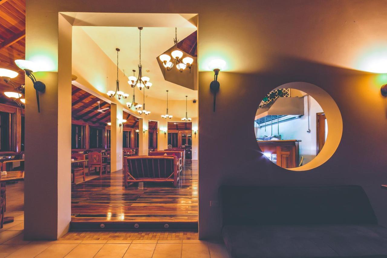 Ocean Cliff Hotel Negril Limited - Adults Only エクステリア 写真