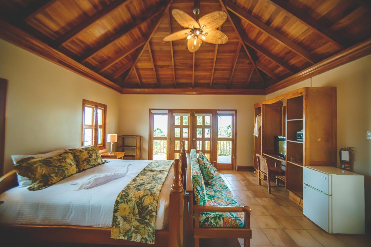 Ocean Cliff Hotel Negril Limited - Adults Only エクステリア 写真