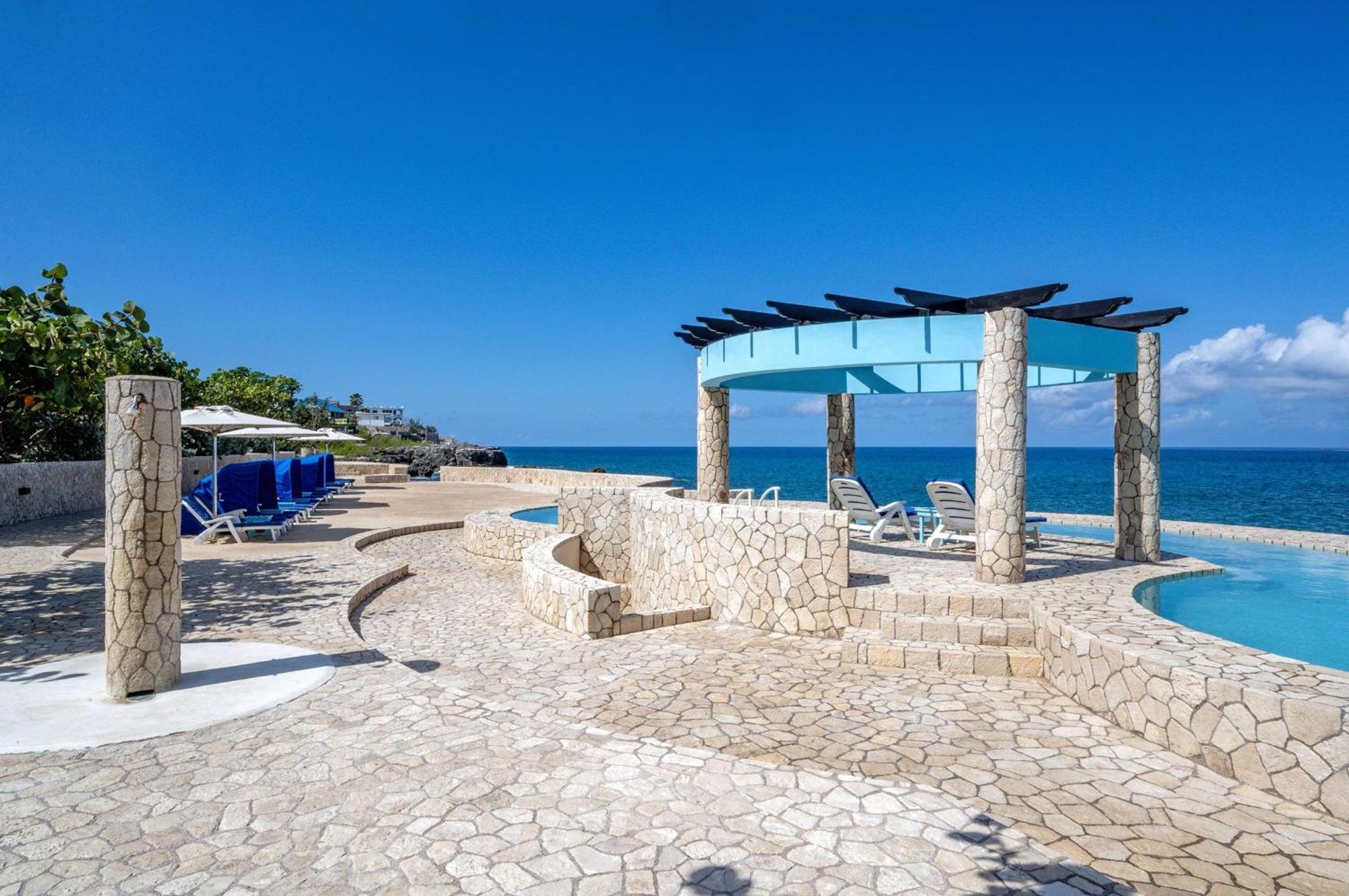 Ocean Cliff Hotel Negril Limited - Adults Only エクステリア 写真