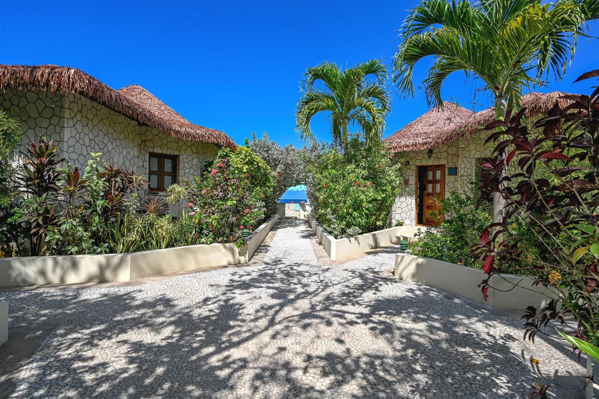 Ocean Cliff Hotel Negril Limited - Adults Only エクステリア 写真